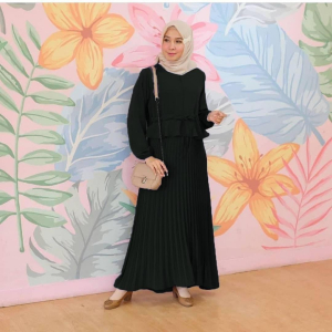 Gamis Pitaloka warna hitam